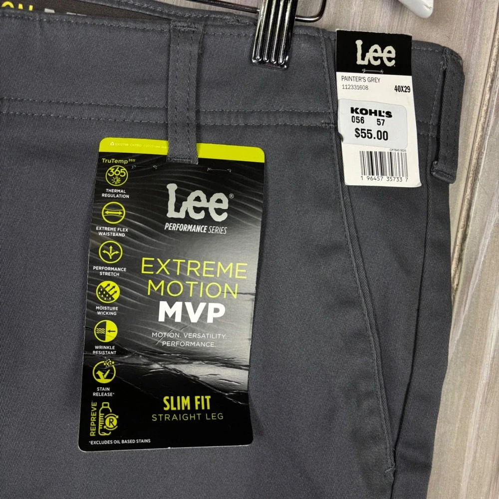 Lee‎ Men's Extreme Motion MVP Slim Fit Straight Leg Pants 40x29 Painters Grey